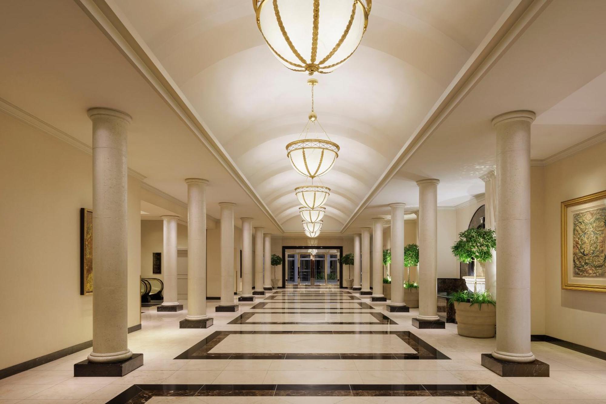 Nagoya Marriott Associa Hotel מראה חיצוני תמונה The lobby of the Four Seasons Hotel, London