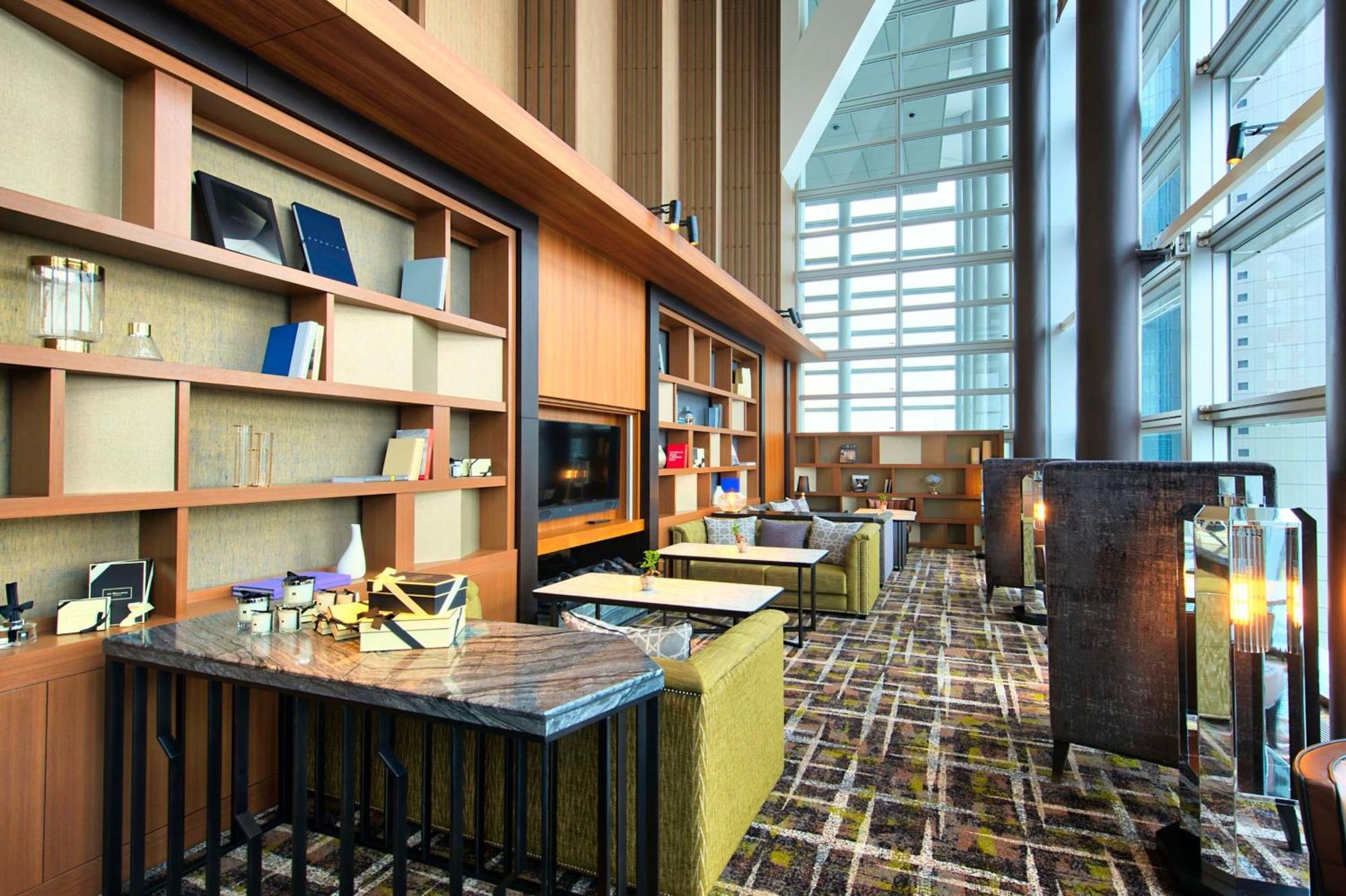 Nagoya Marriott Associa Hotel מראה חיצוני תמונה The lounge at Changi Airport